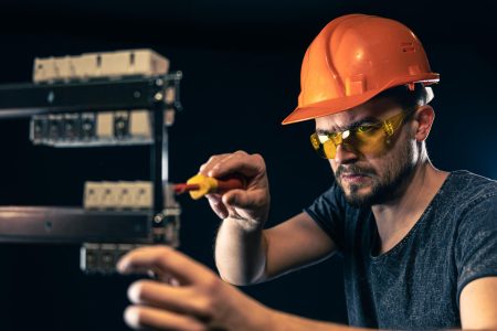 Disconnect Reconnect Low Voltage trade courses Australia