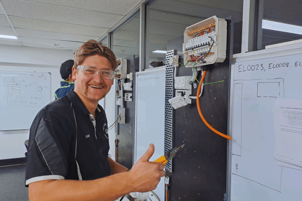 fast-track tradies attending classes at alpha technical training